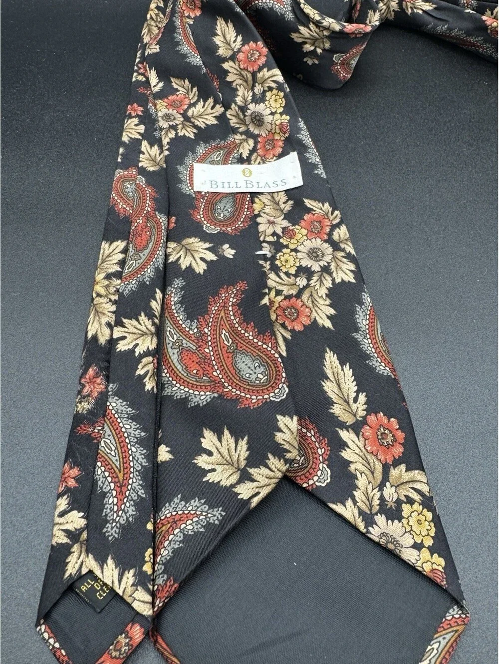 Vintage Bill Blass Silk Tie Black Orange Floral Paisley USA 29.5” x 3.75” Fall